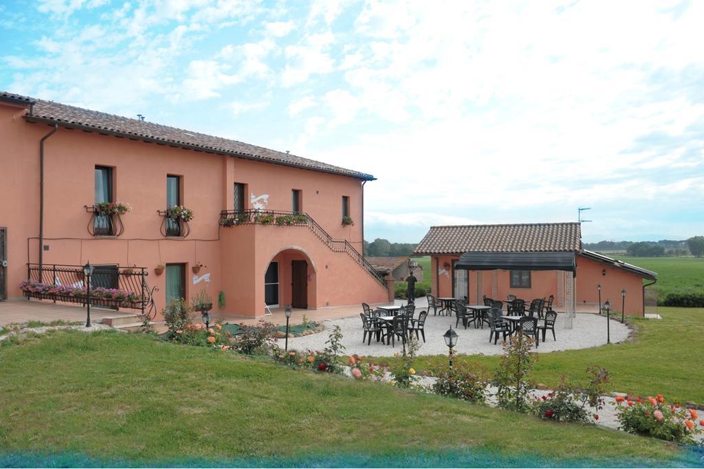 Agriturismo Lanterna Rossa 拉戈堡 外观 照片